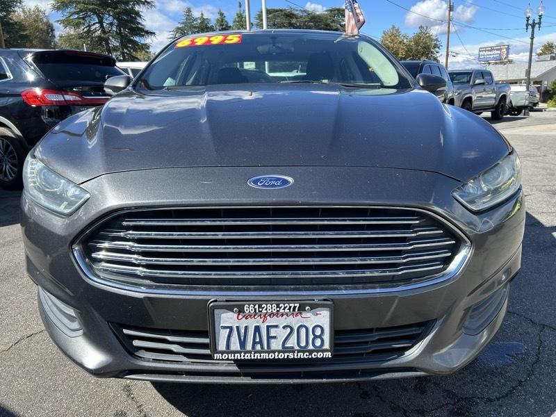 Ford Fusion SE 2015