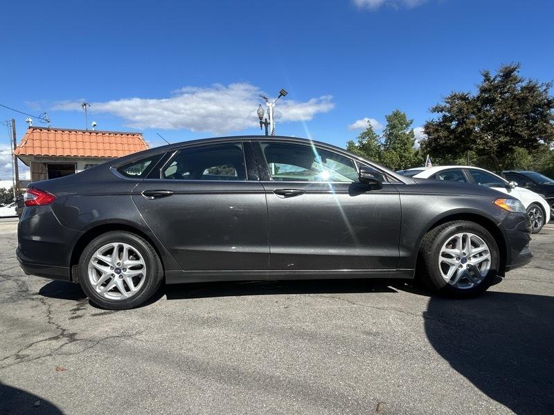 Ford Fusion SE 2015