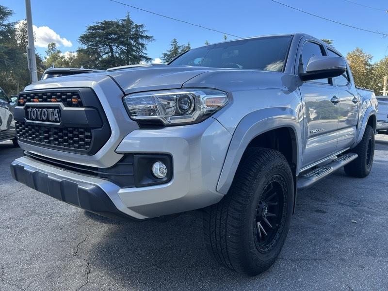 Toyota Tacoma SR5 Double Cab Long Bed V6 6AT 2WD 2017