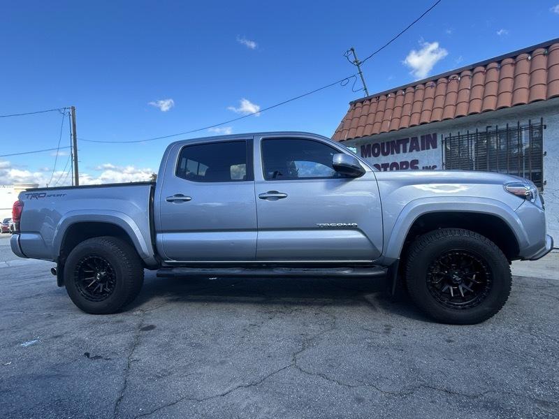 Toyota Tacoma SR5 Double Cab Long Bed V6 6AT 2WD 2017