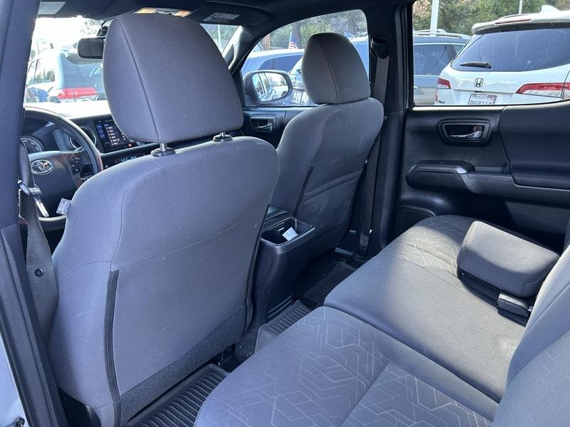 Toyota Tacoma SR5 Double Cab Long Bed V6 6AT 2WD 2017
