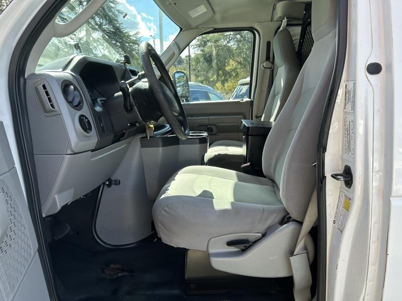 Ford Econoline E-150 2013