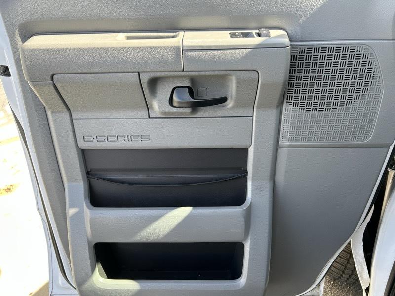 Ford Econoline E-150 2013