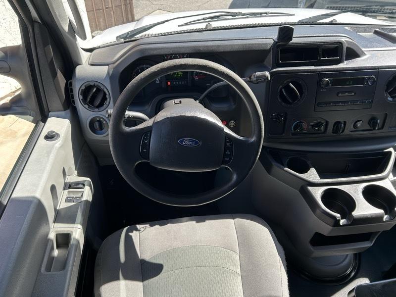 Ford Econoline E-150 2013