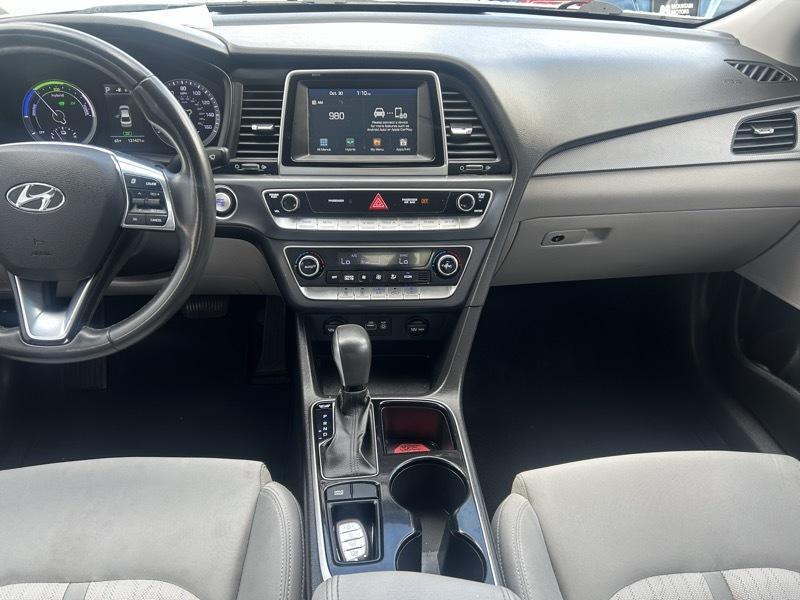 Hyundai Sonata Hybrid SE 2018