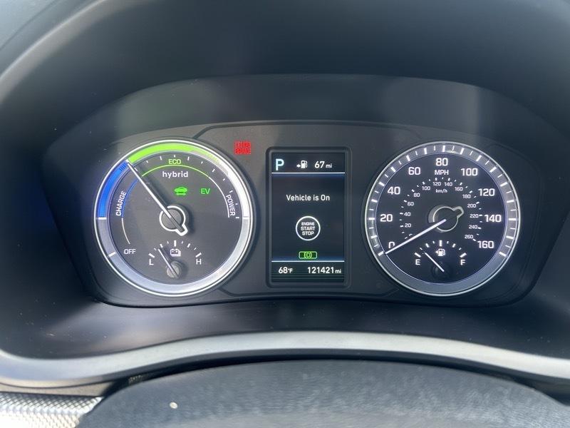 Hyundai Sonata Hybrid SE 2018