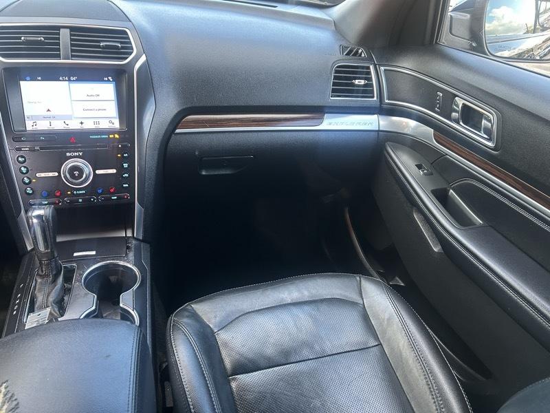 Ford Explorer Limited FWD 2017
