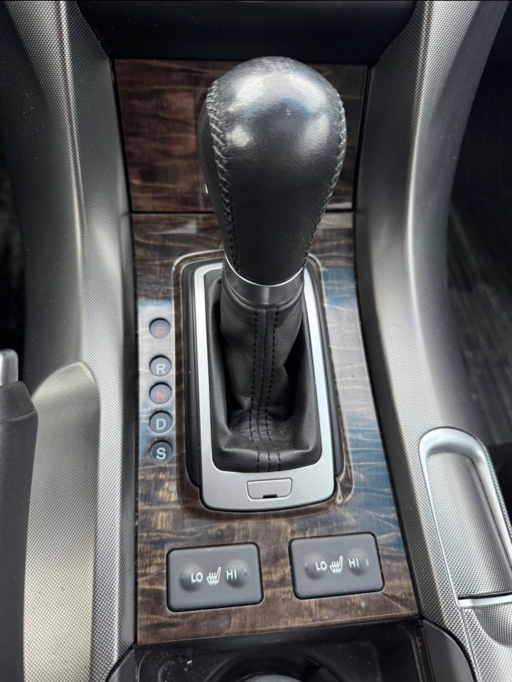 Acura TL 6-Speed AT 2012