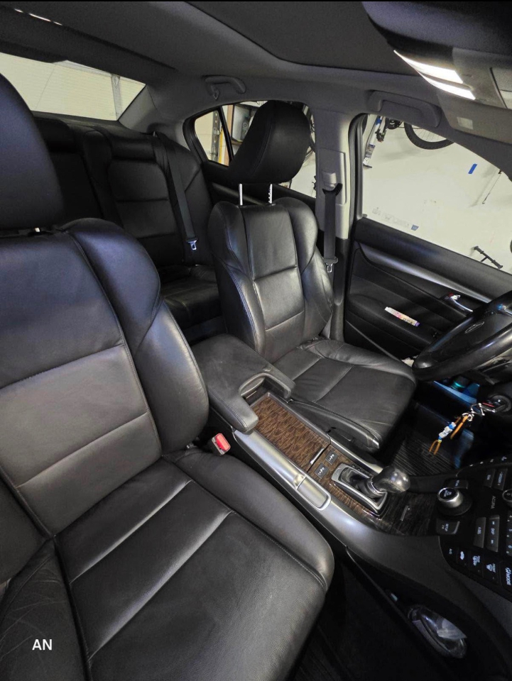 Acura TL 6-Speed AT 2012