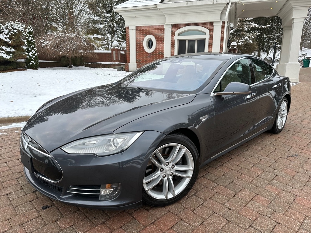 2015 Tesla Model S 85D