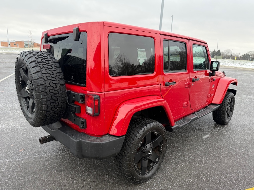 Jeep Wrangler Unlimited Sahara 4WD 2012