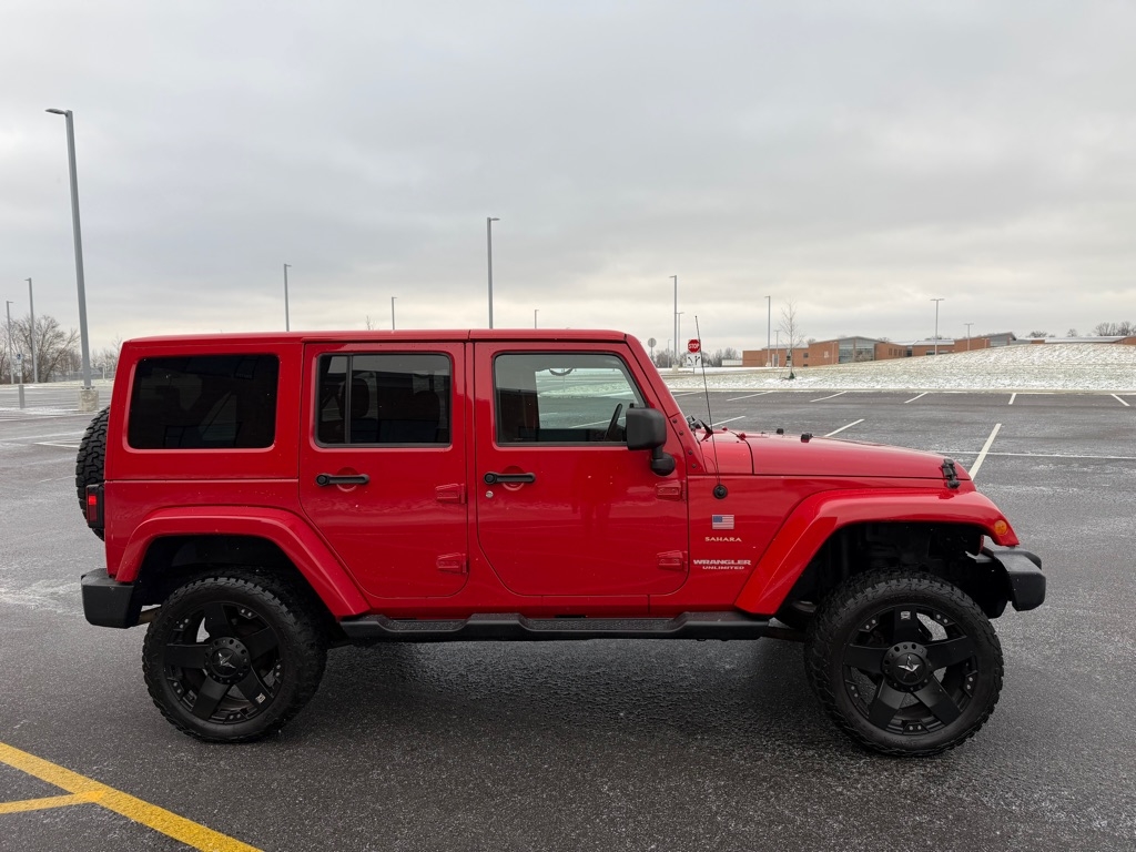 Jeep Wrangler Unlimited Sahara 4WD 2012