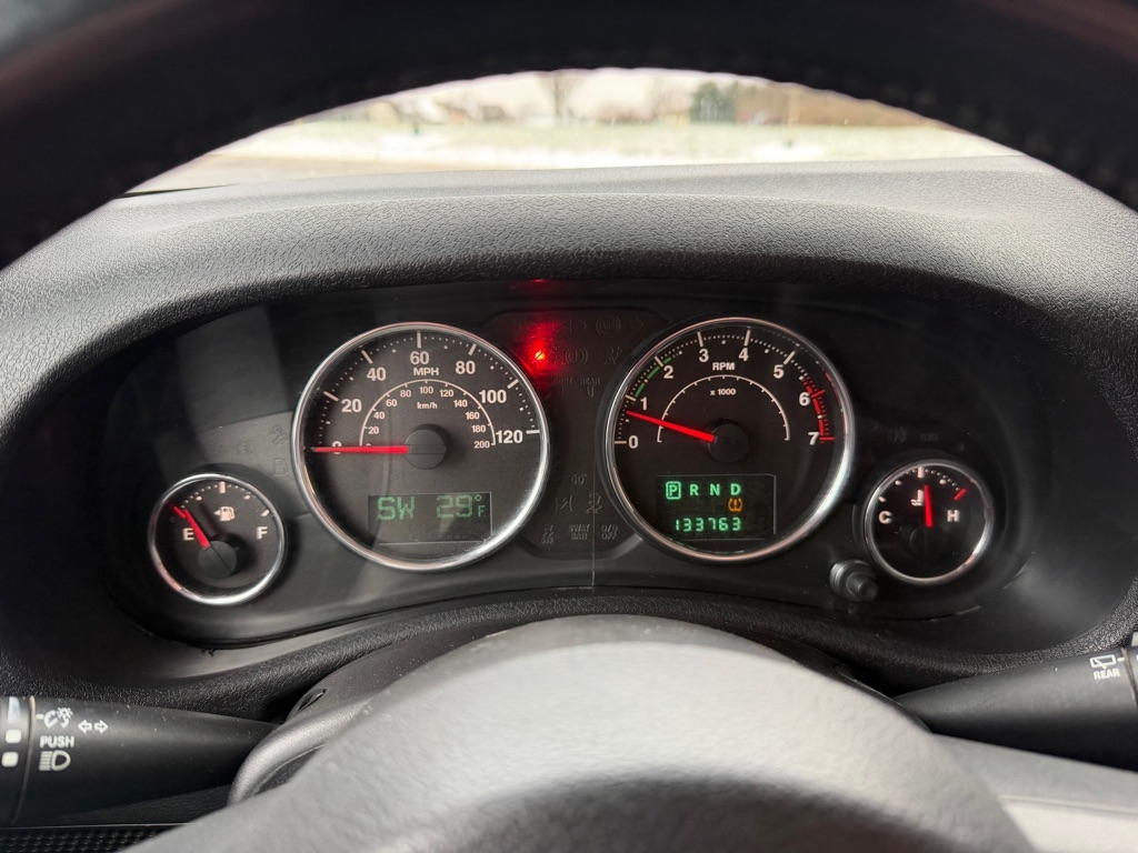 Jeep Wrangler Unlimited Sahara 4WD 2012