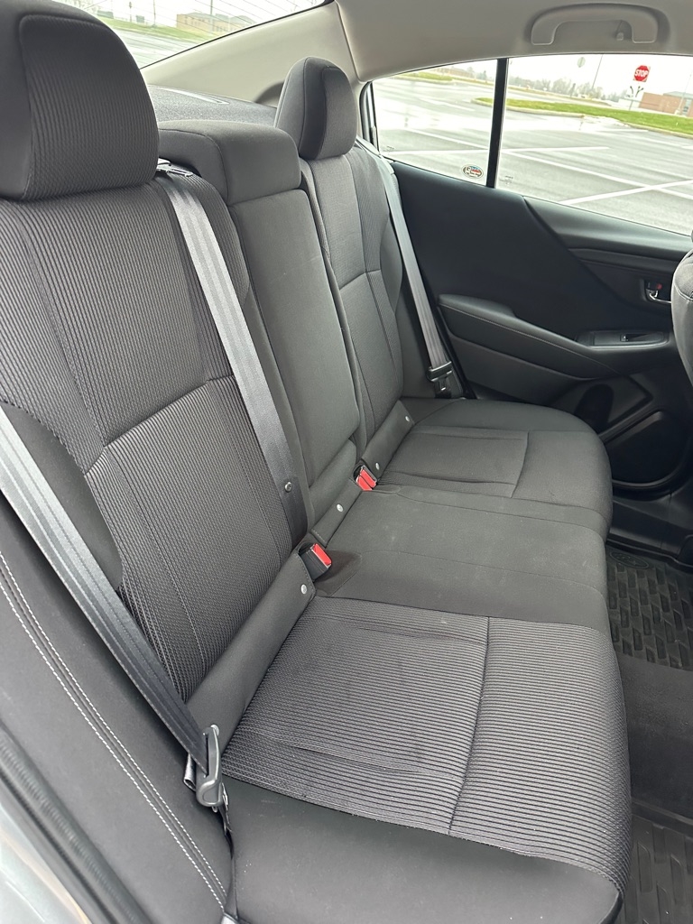 Subaru Legacy Premium 2021