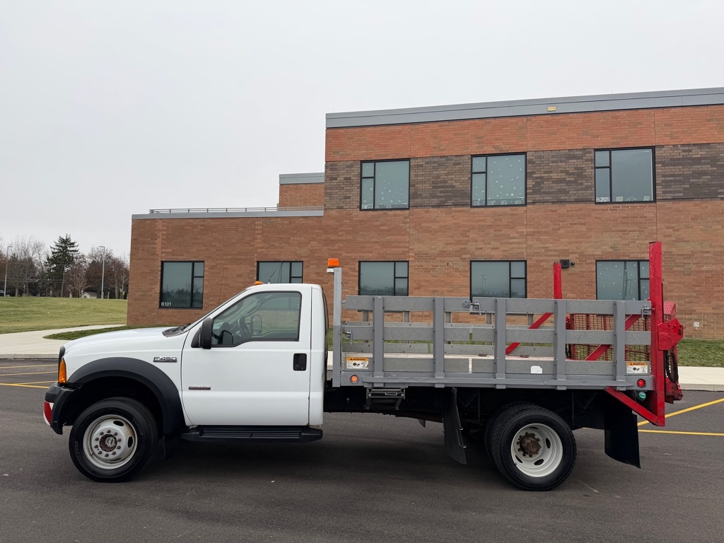 Ford F-450 SD Regular Cab 4WD DRW 2007