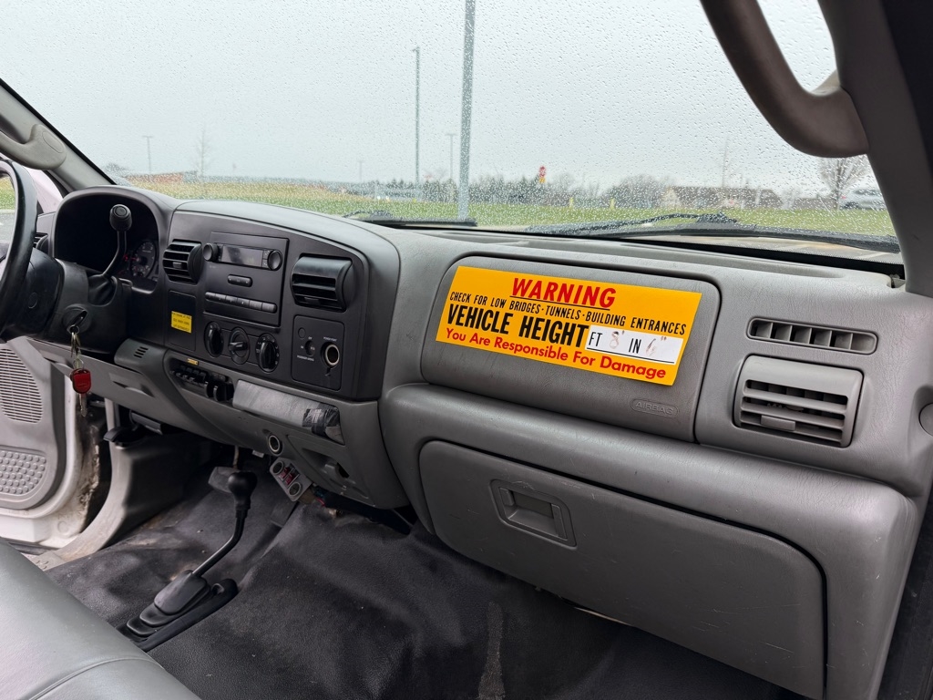 Ford F-450 SD Regular Cab 4WD DRW 2007