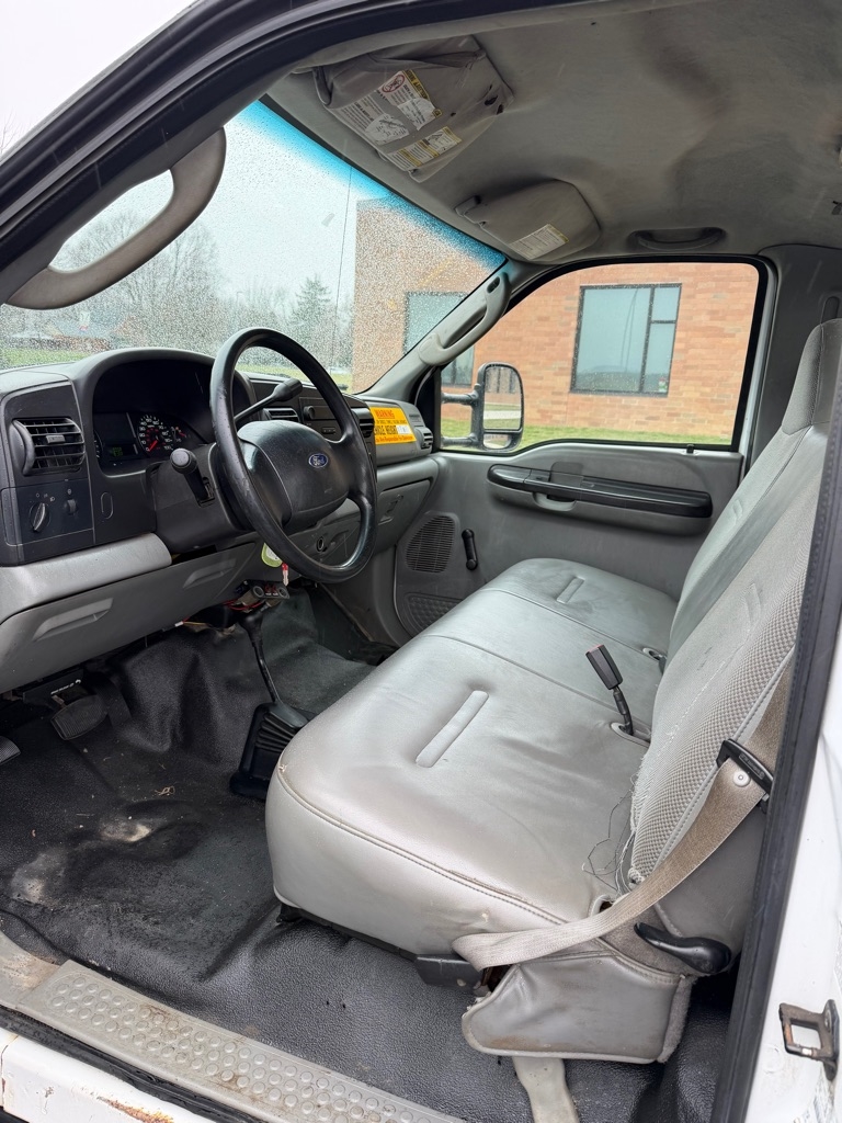 Ford F-450 SD Regular Cab 4WD DRW 2007