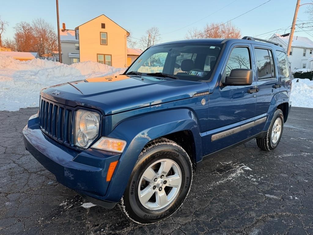 Jeep Liberty Sport 4WD 2010