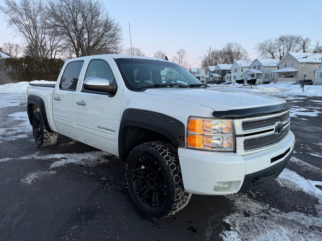 Chevrolet Silverado 1500 LTZ Crew Cab 4WD 2012
