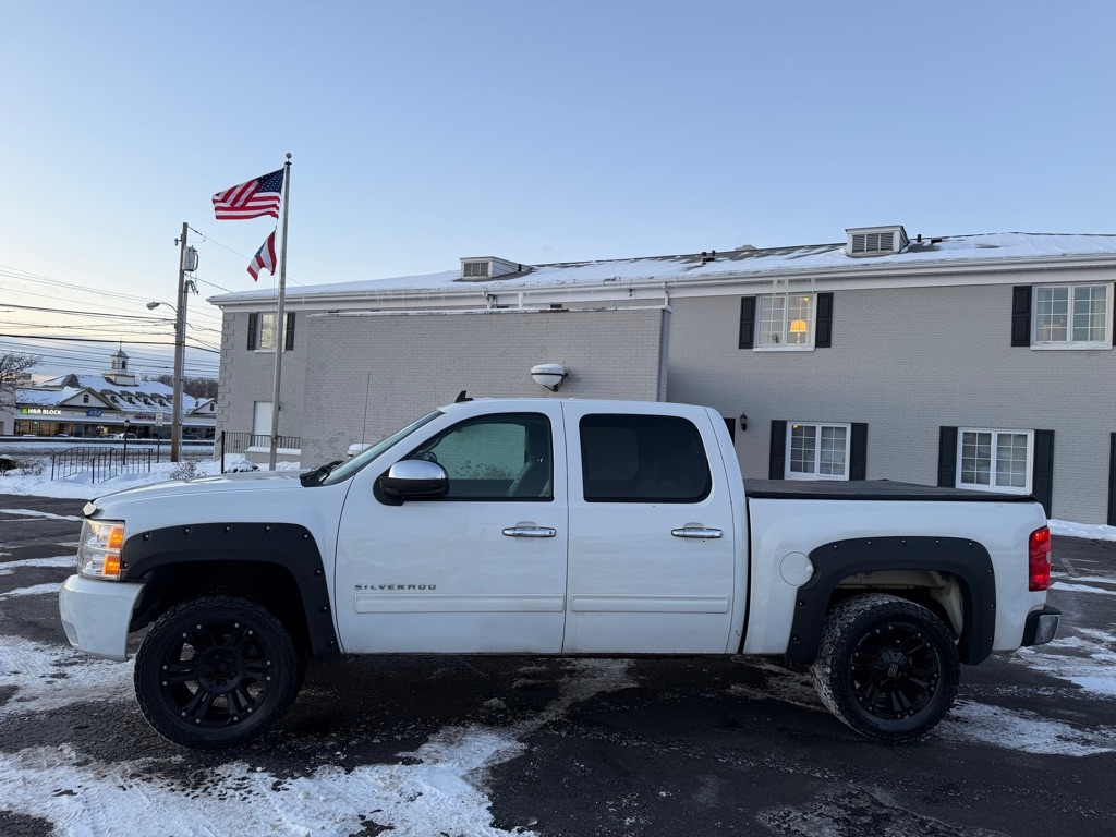 Chevrolet Silverado 1500 LTZ Crew Cab 4WD 2012