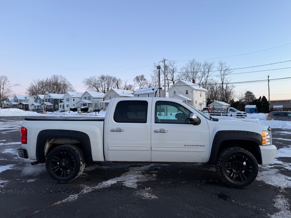 Chevrolet Silverado 1500 LTZ Crew Cab 4WD 2012