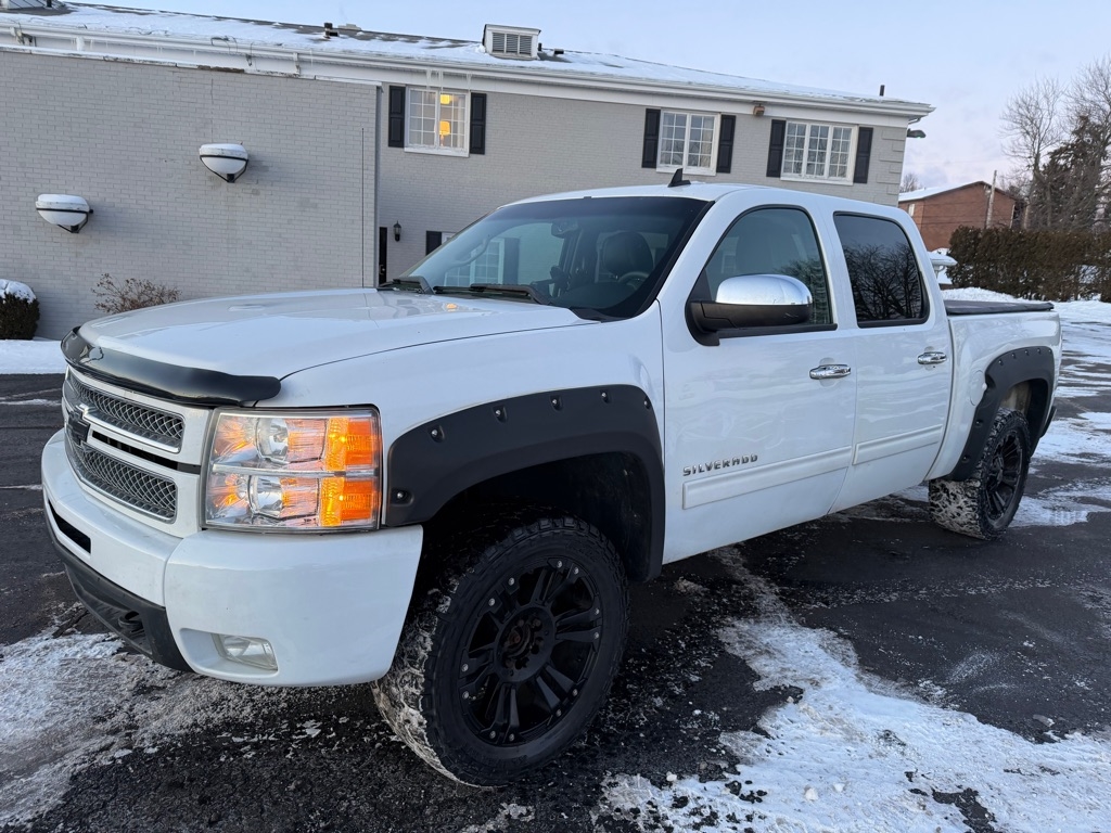 Chevrolet Silverado 1500 LTZ Crew Cab 4WD 2012