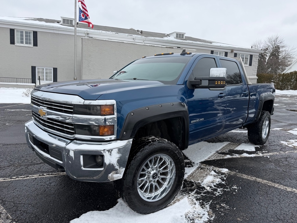 Chevrolet Silverado 2500HD LT Crew Cab 4WD 2015