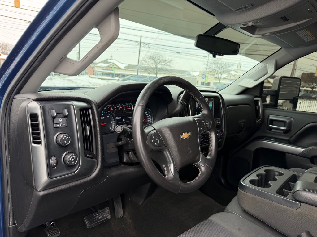 Chevrolet Silverado 2500HD LT Crew Cab 4WD 2015