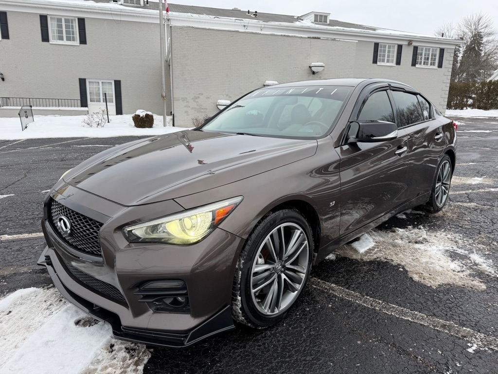 Infiniti Q50 Premium AWD 2014