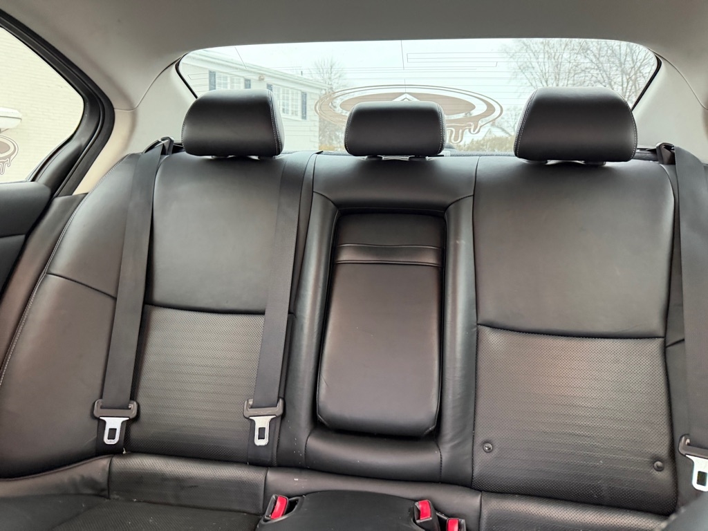 Infiniti Q50 Premium AWD 2014