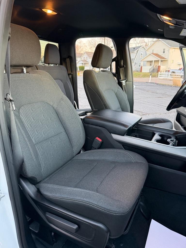 RAM 1500 Big Horn Quad Cab 4WD 2019