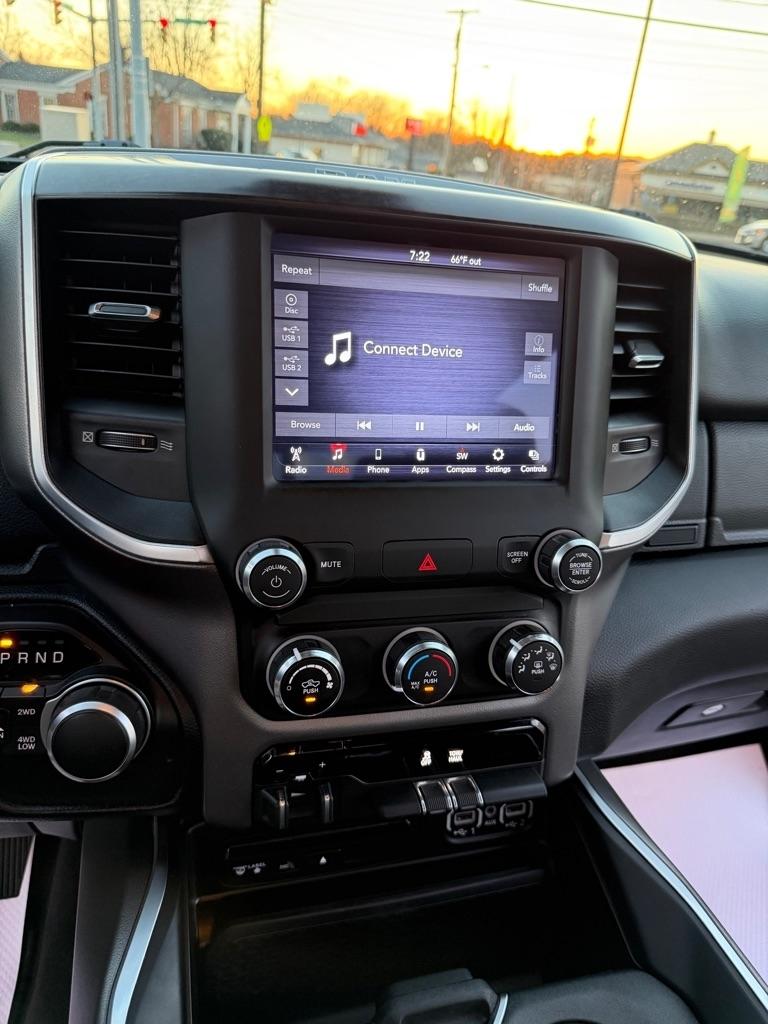 RAM 1500 Big Horn Quad Cab 4WD 2019