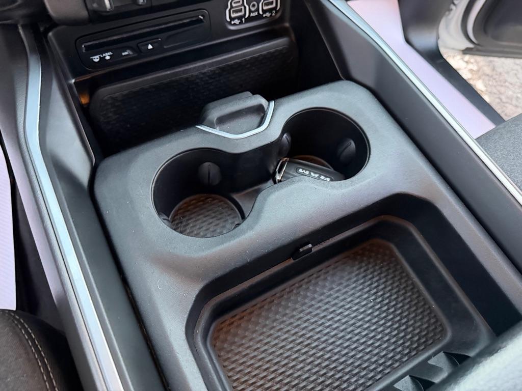 RAM 1500 Big Horn Quad Cab 4WD 2019