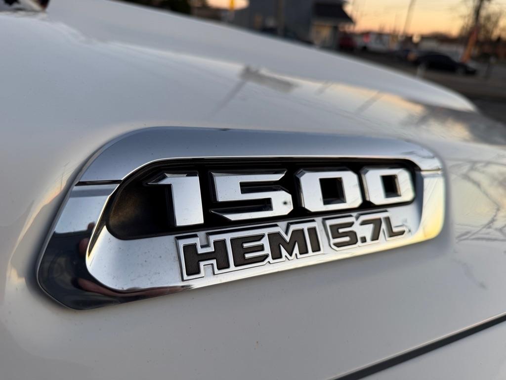 RAM 1500 Big Horn Quad Cab 4WD 2019