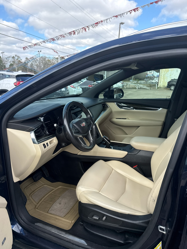 Cadillac XT5 Base 2017