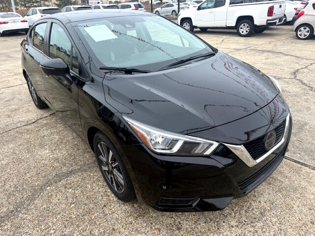 Nissan Versa SV 2021