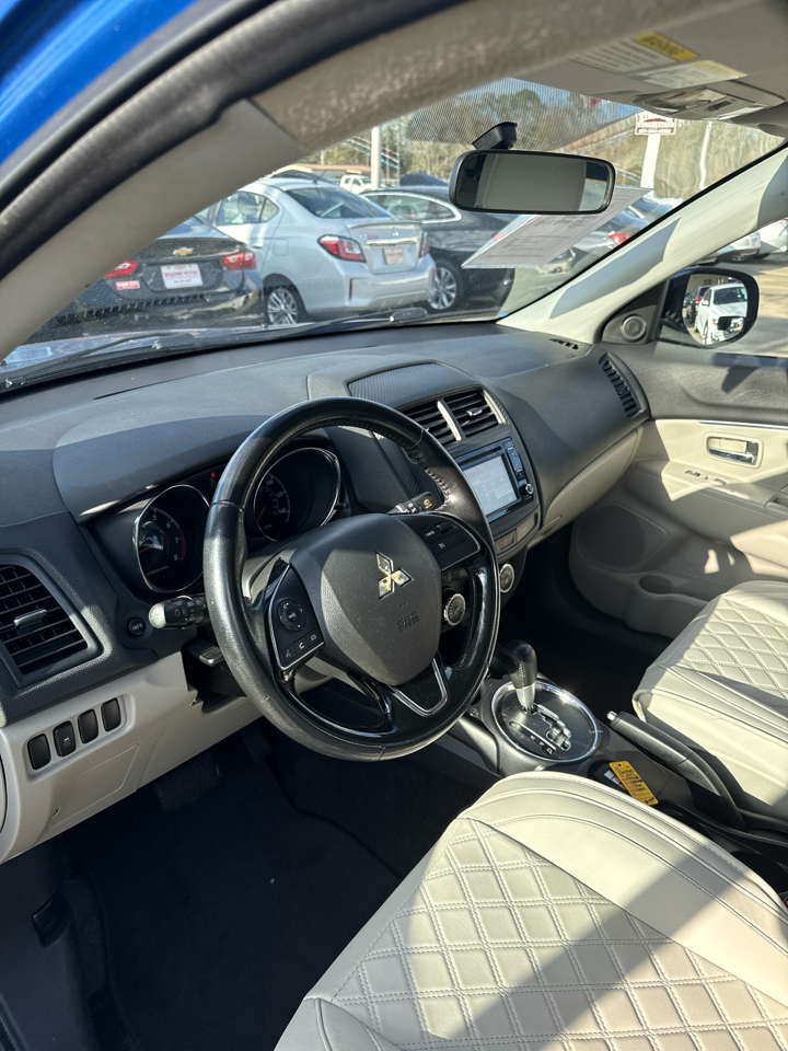 Mitsubishi Outlander Sport 2.4 SE CVT 2017