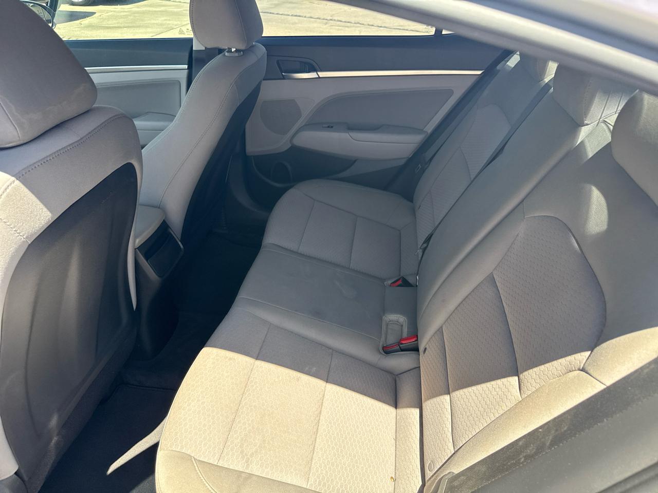 Hyundai Elantra Limited 2019