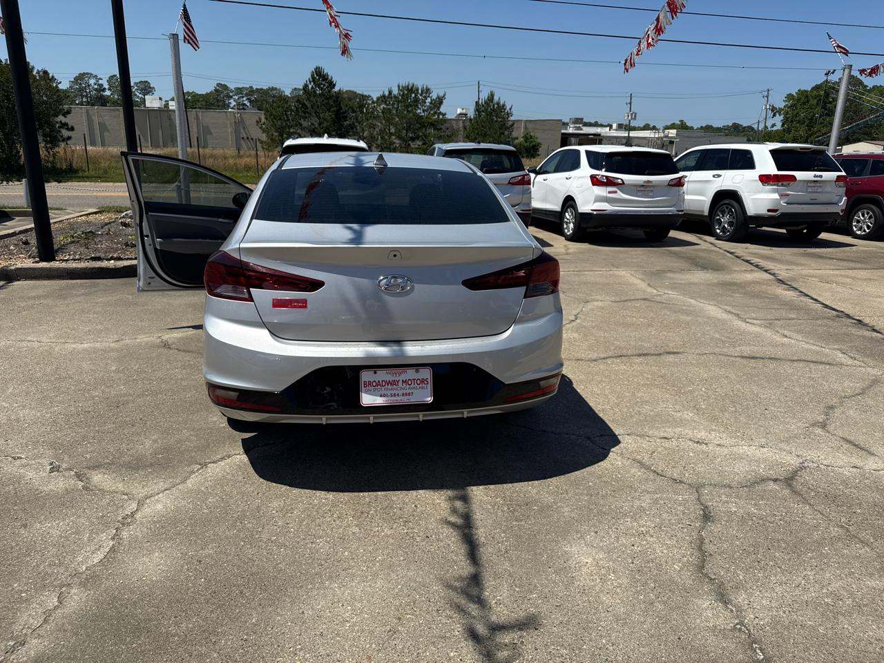 Hyundai Elantra Limited 2019