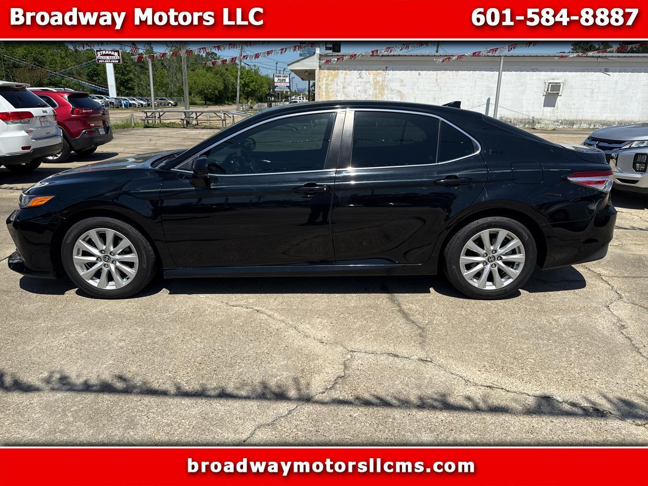 2020 Toyota Camry LE
