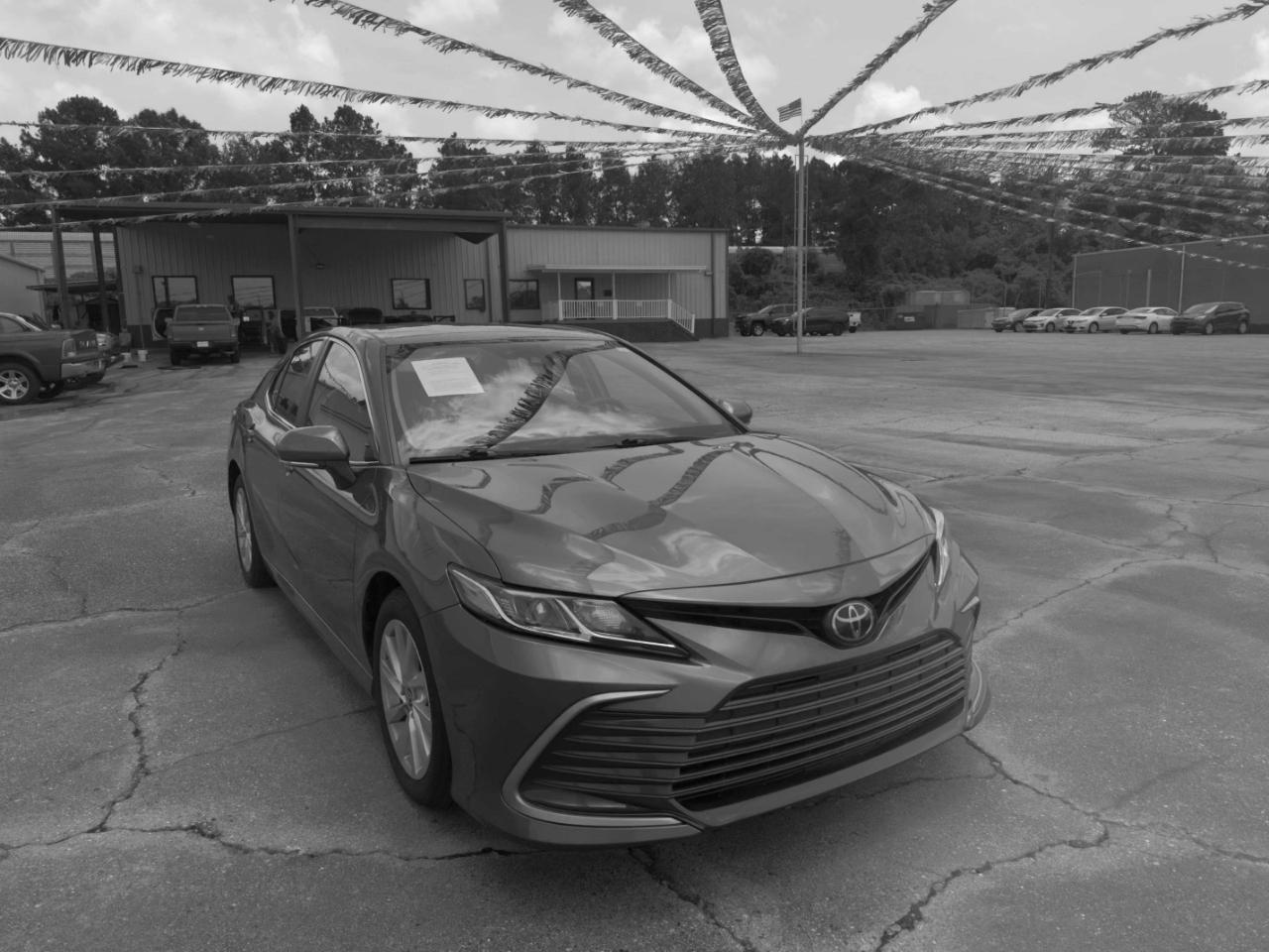 Toyota Camry LE 2023
