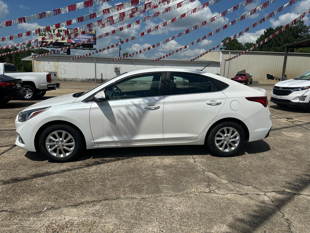 Hyundai Accent SE 4-Door 6A 2021