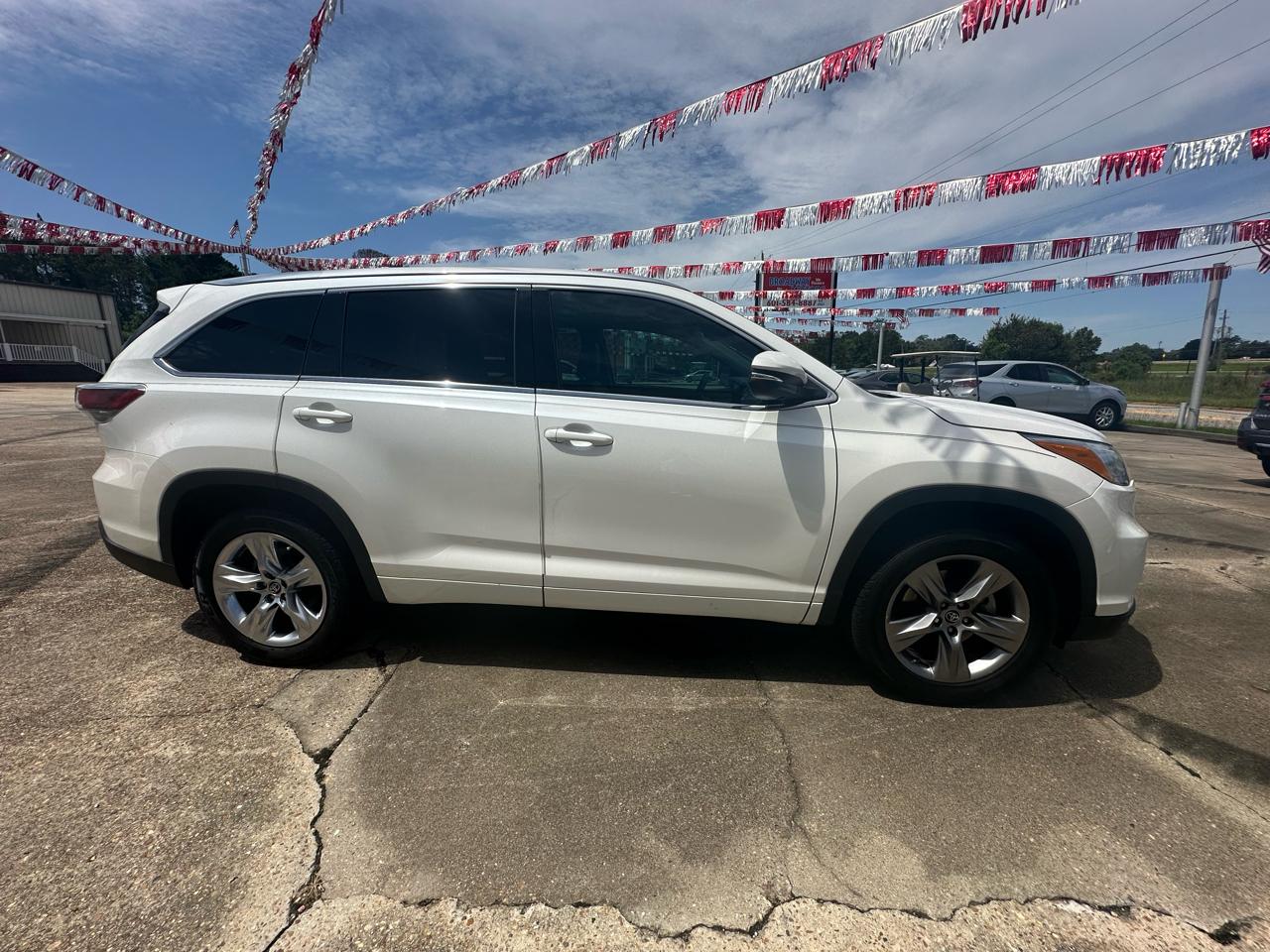 Toyota Highlander Limited FWD V6 2016