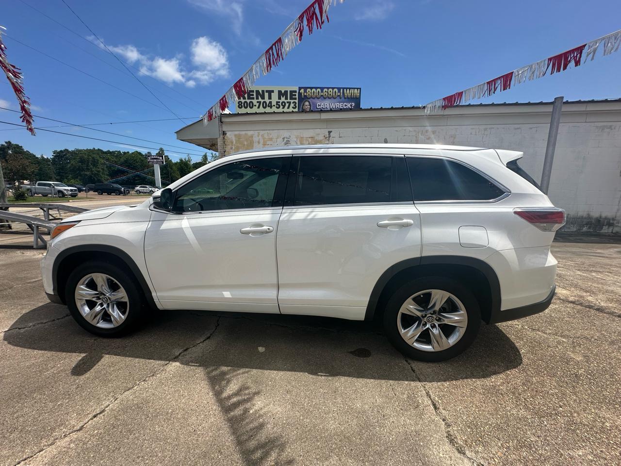 Toyota Highlander Limited FWD V6 2016