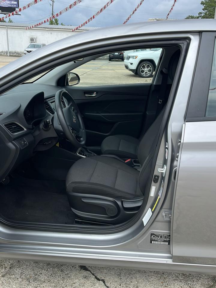 Hyundai Accent SE 4-Door 6A 2021