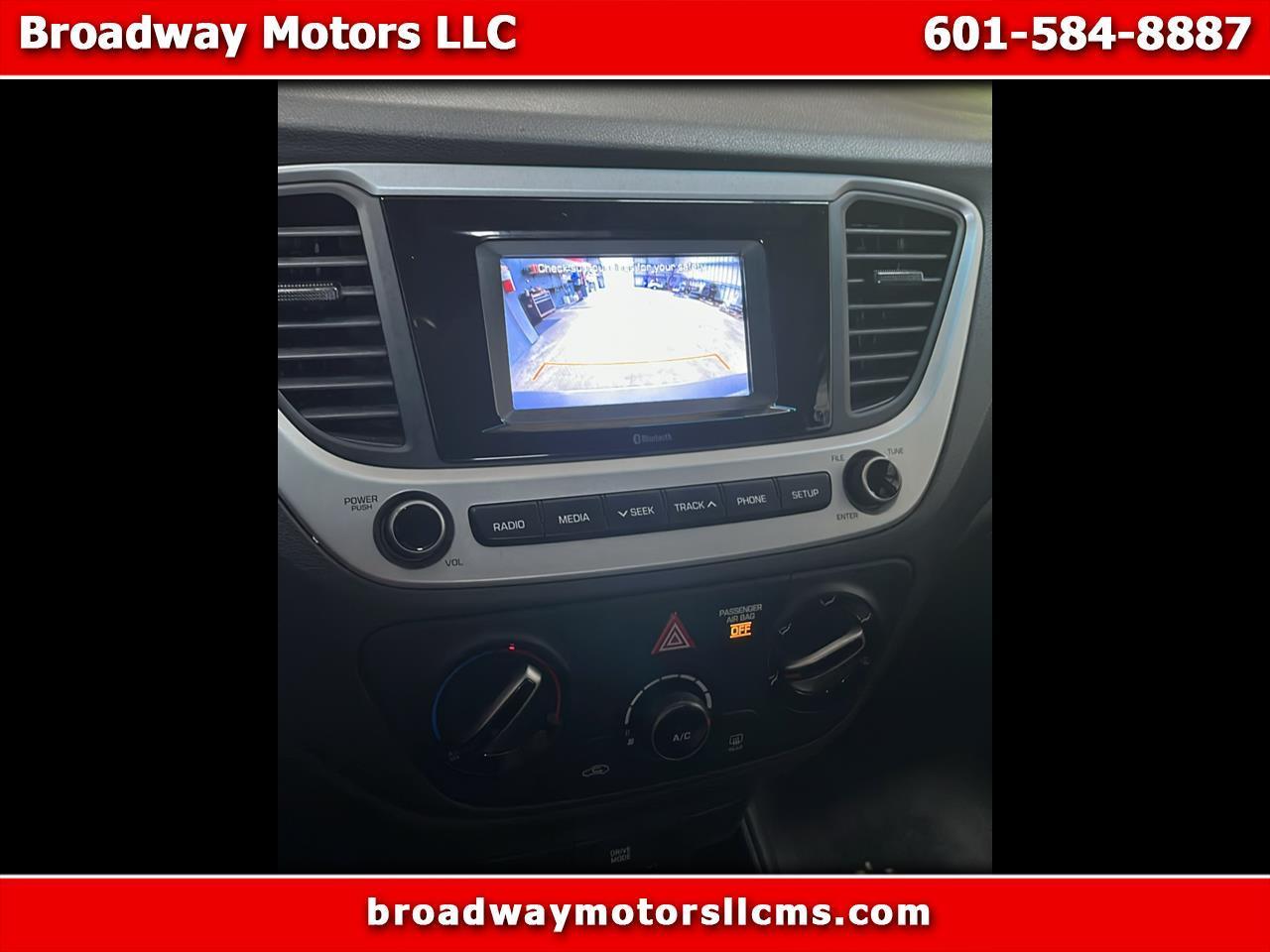 2021 Hyundai Accent SE 4-Door 6A
