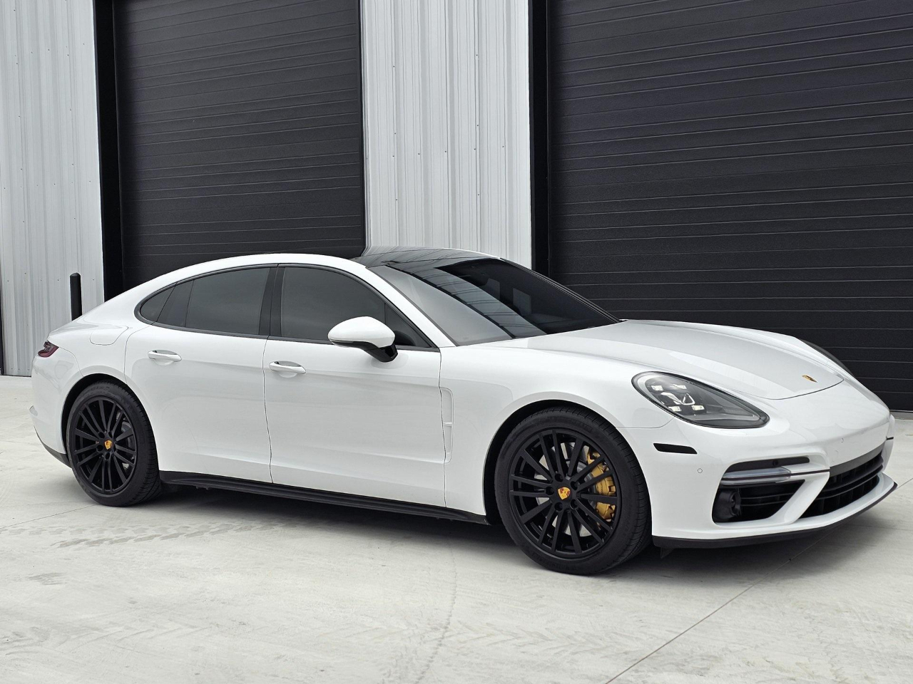 2017 Porsche Panamera Turbo