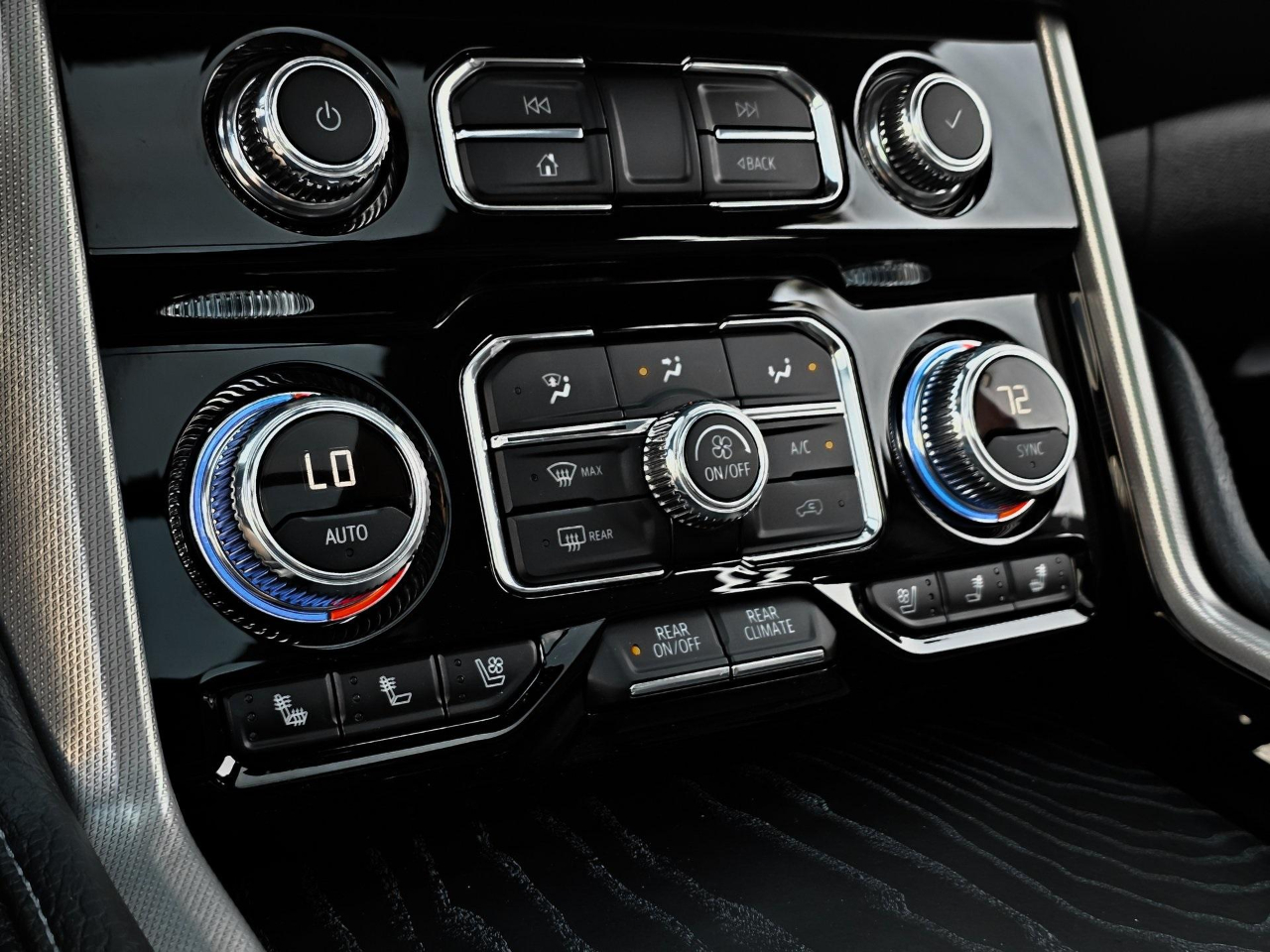 GMC Yukon XL Denali 4WD 2021