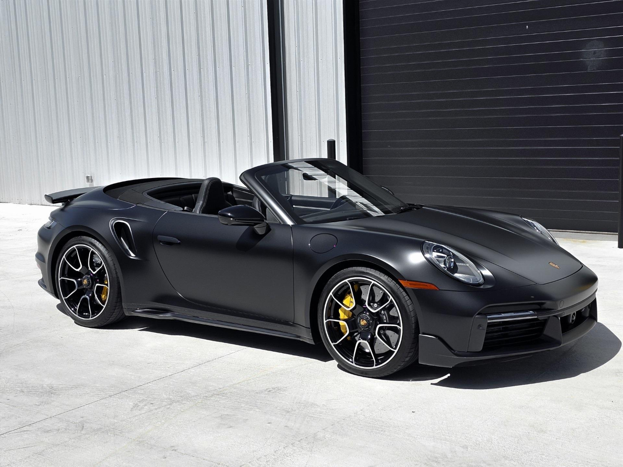 2021 Porsche 911 Turbo S Cabriolet