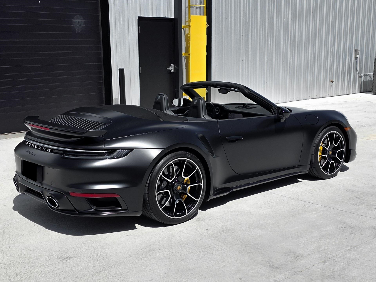 Porsche 911 Turbo S Cabriolet 2021
